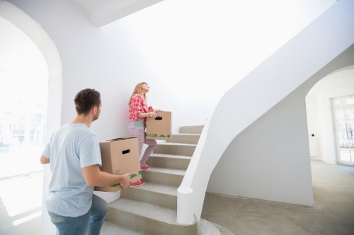 Moving van serving areas across Merton and nearby neighbourhoods