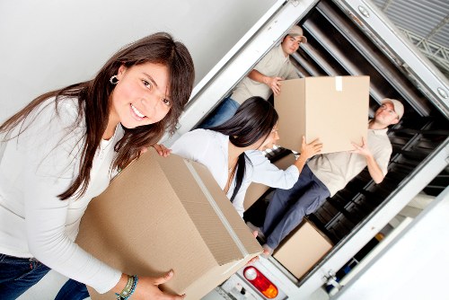Local moving support for flats and homes in Merton